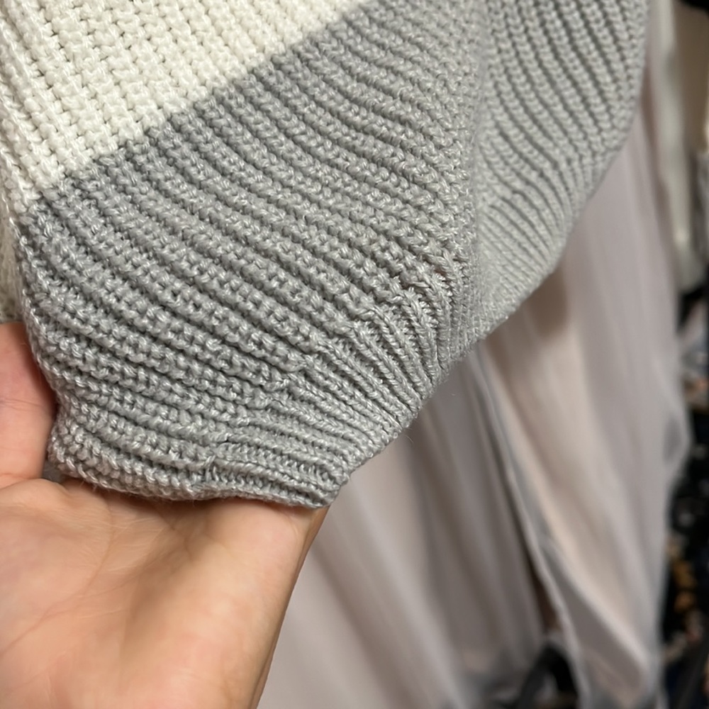 Strip top - Picture 2 of 3